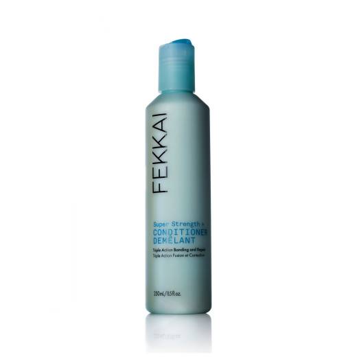 Après-shampoing réparation Super Strength Triple Action de la marque Fekkai Contenance 250ml