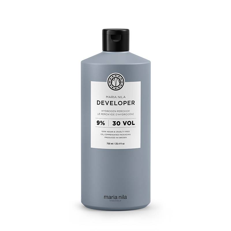 Developer 30 vol. révélateur 9% de la marque Maria Nila Contenance 750ml - 1