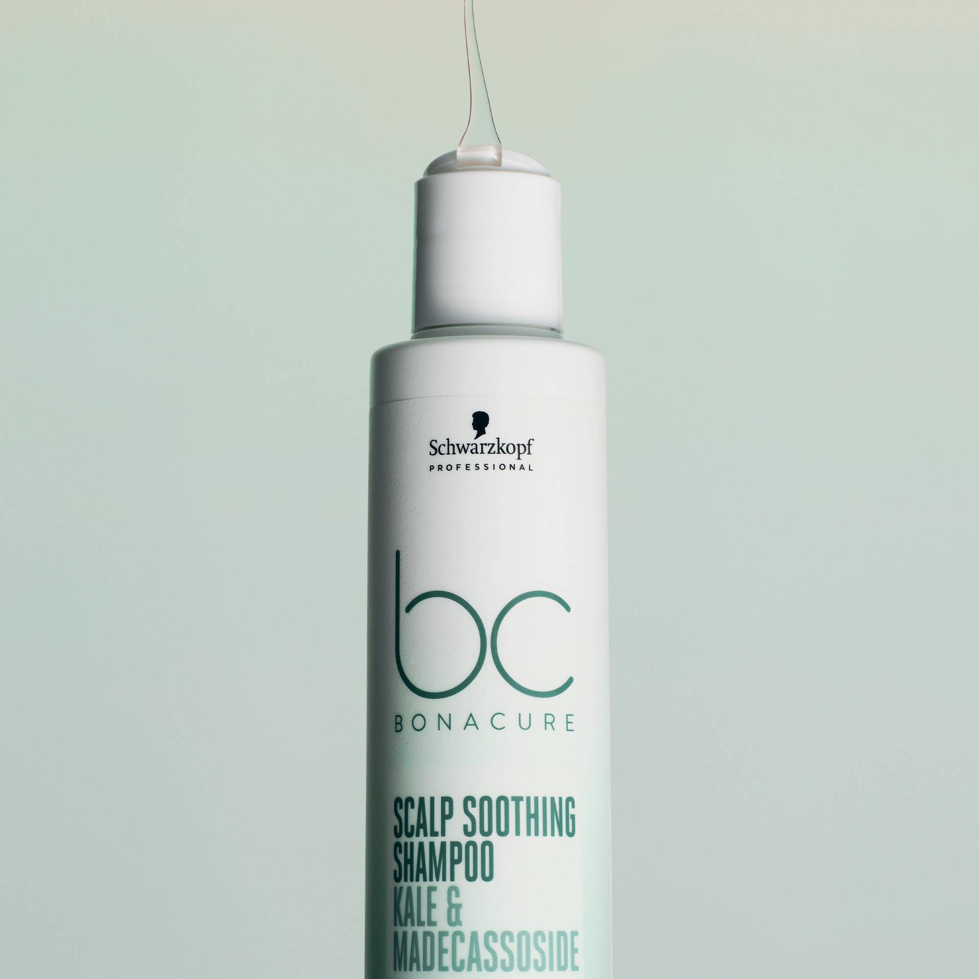 Shampooing Apaisant BC Bonacure Scalp de la marque Schwarzkopf Professional Contenance 1000ml - 3