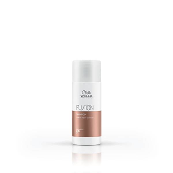 Shampoing réparation intense Fusion de la marque Wella Professionals Contenance 50ml - 1