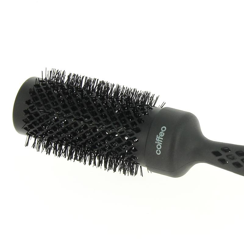 Brosse ronde Carbone argan 43mm de la marque Coiffeo - 3